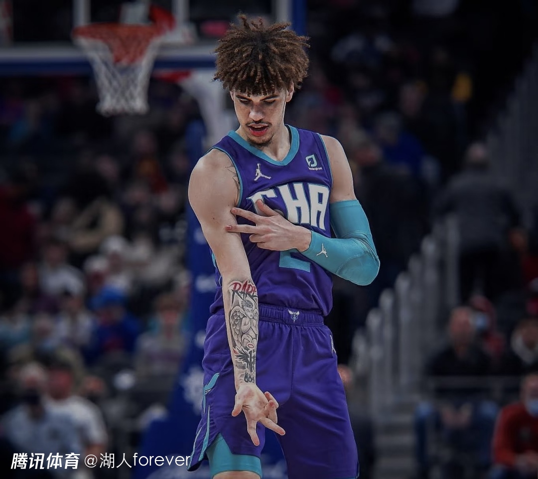 夏洛特黄蜂今夜刷新队史纪录,志在NBA常规赛名次提升,目标明确,年轻球员得到机会的简单介绍 夏洛特黄蜂今夜刷新队史纪录,志在NBA常规赛名次提升,目标明确,年轻球员得到机会的简单介绍