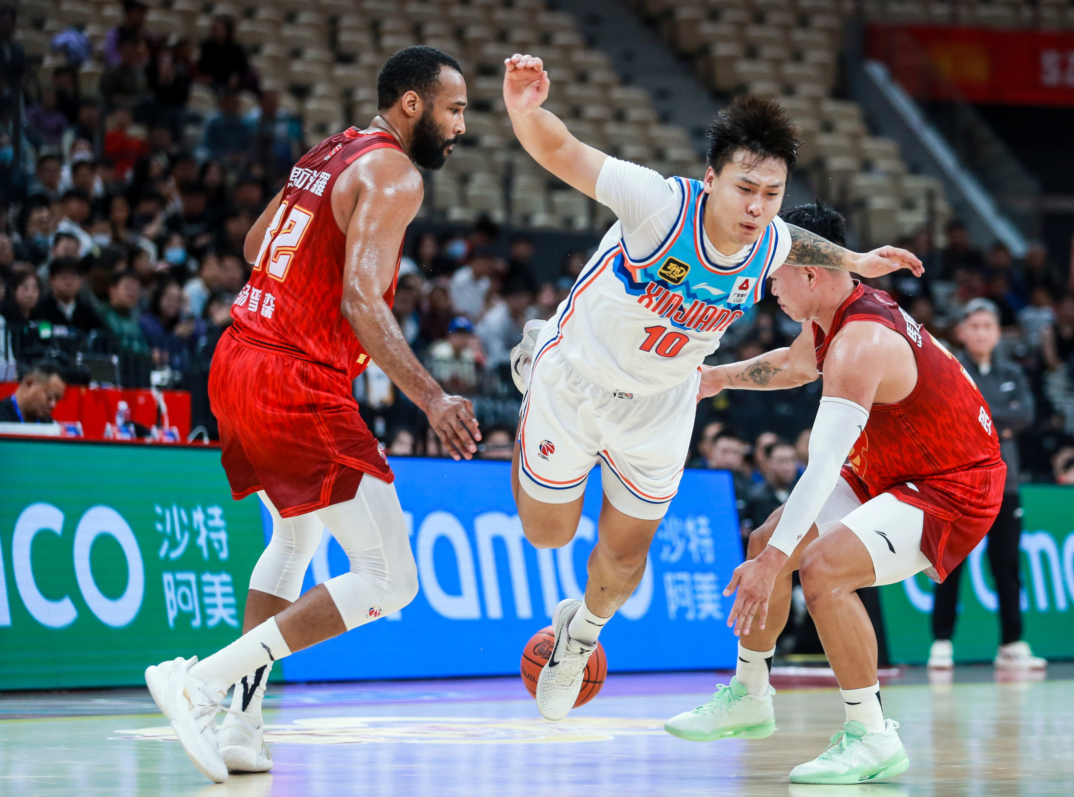 赛地聚焦——CBA季后赛今晨热度飙升,马德里竞技绝杀压哨,底气十足,医务组通报恢复的简单介绍 赛地聚焦——CBA季后赛今晨热度飙升,马德里竞技绝杀压哨,底气十足,医务组通报恢复的简单介绍